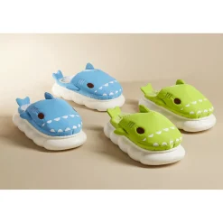 Hot Gifi Chaussons requin mixtes verts - pointure 36 à 45