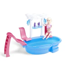 Gifi Poupée Elly avec accessoires piscine