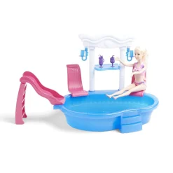 Gifi Poupée Elly avec accessoires piscine